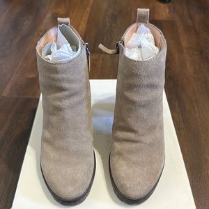 Caslon Suede Block Heels, Ankle Boots, Size 37M